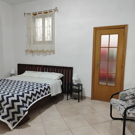 Apartamento La Casa Di Via Marzulli Acireale Exterior foto